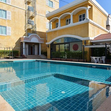 Oyo 109 Ozone Prime Pattaya Hotell Eksteriør bilde