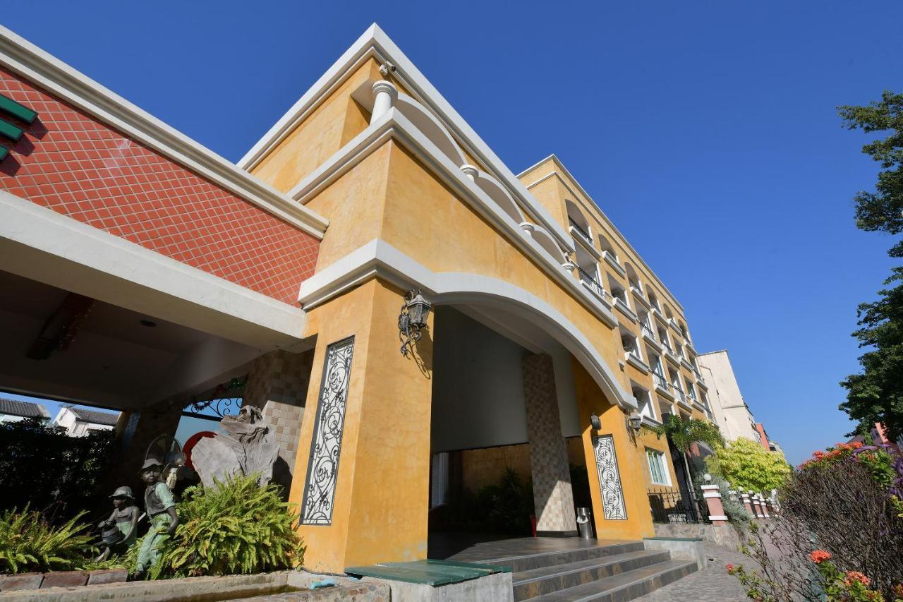 Oyo 109 Ozone Prime Pattaya Hotell Eksteriør bilde